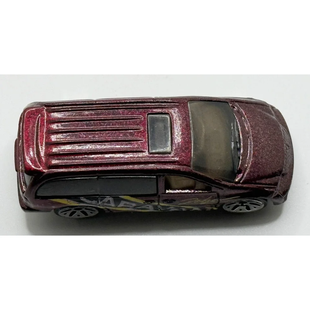 HOT WHEELS DODGE CARAVAN MAROON 1:64 DIECAST 3